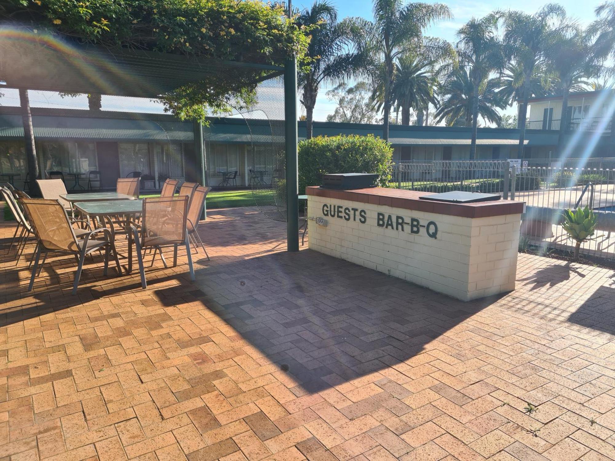 Motel Riverina Leeton Zewnętrze zdjęcie