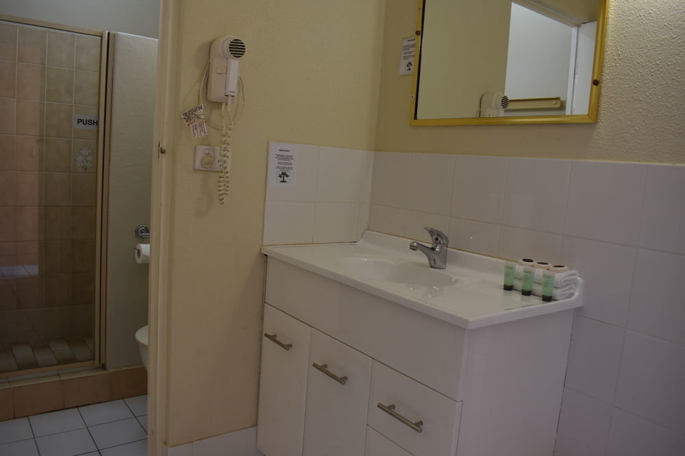 Motel Riverina Leeton Zewnętrze zdjęcie