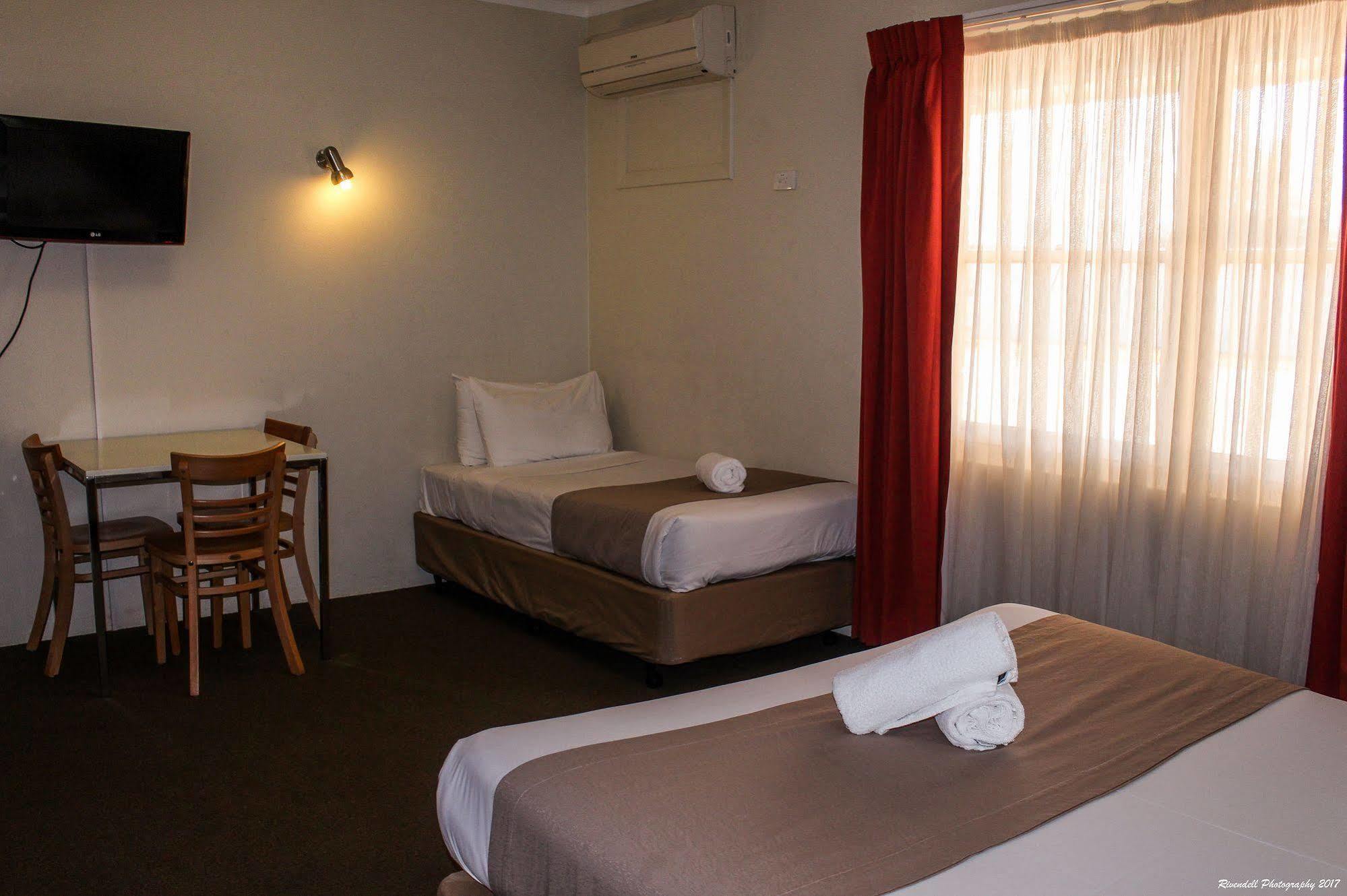 Motel Riverina Leeton Zewnętrze zdjęcie