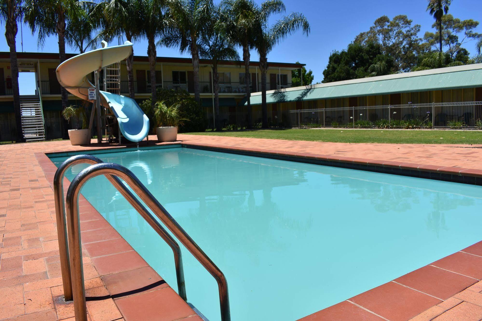 Motel Riverina Leeton Zewnętrze zdjęcie